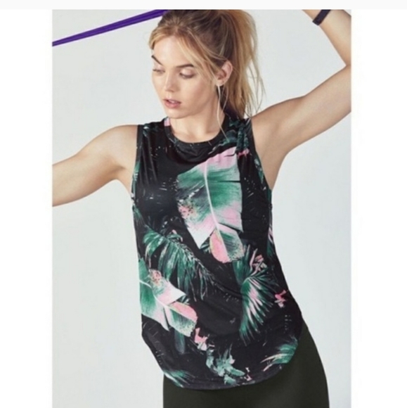 Fabletics Workout shirt - Picture 1 of 4